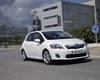 toyota сохранит название auris и для нового поколения модели toyota сохранит название auris и для нового поколения модели